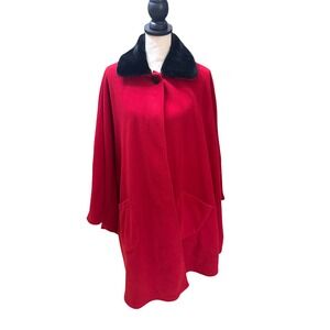Le Moda Red Fleece Cape with Black Faux Fur Collar Button Front Pockets OS